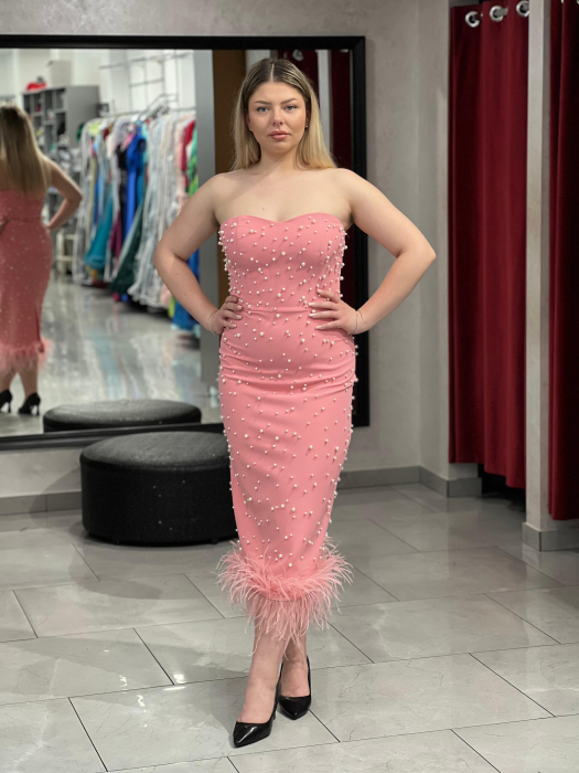 Rochie roz midi cu perle si pene [2]