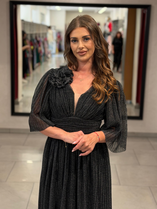 Rochie negru sidefat cu decor de floare [2]
