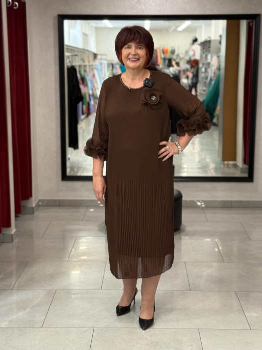 Rochie scurta cu pliseu si decor de floare [2]