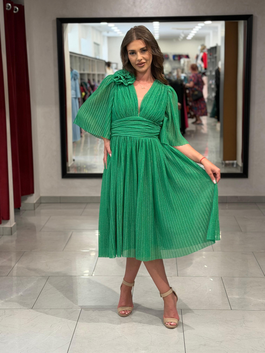 Rochie verde sidefat cu decor de floare [10]