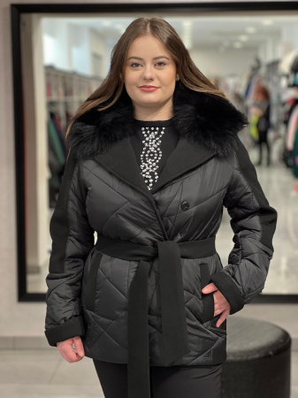 Scurta neagră Sarita damă [1]