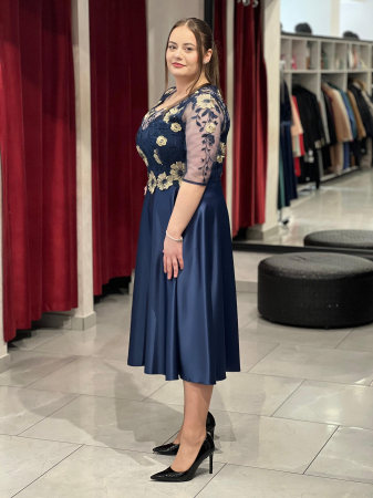 Rochii de seara scurte - Rochie bleumarin cu flori mod.557
