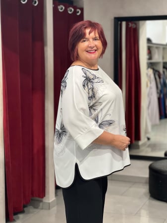Bluza alba cu model de fluturi 12482 [1]