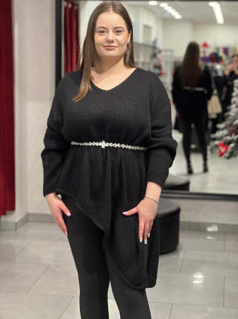 Pulover negru asimetric cu colț [1]