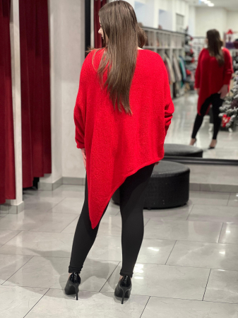 Pulover roșu asimetric cu colț [4]