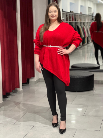 Pulover roșu asimetric cu colț [1]