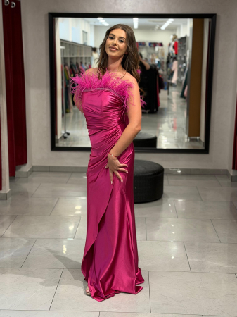Rochii de seara lungi - Rochie lunga roz lurex si pene