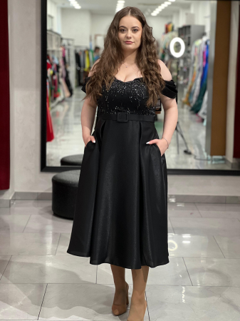 Rochii de seara - Rochie midi neagra în cloș 6373