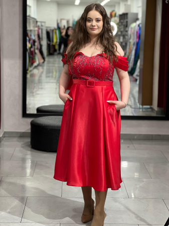 Rochii de seara - Rochie midi rosie în cloș 6373