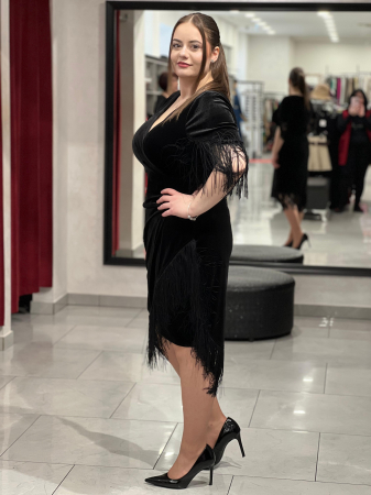 Rochie neagră de catifea cu franjuri 4260 [1]