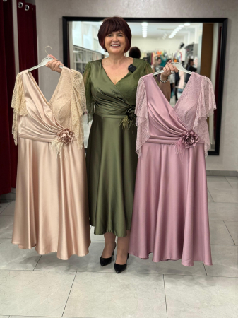 Rochii de seara scurte - Rochie scurta satin cu maneci de dantela