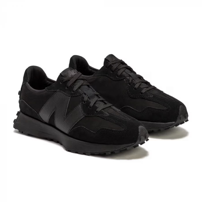 327 - FOOTWEAR CLASSICS GRADESCHOOL [2]