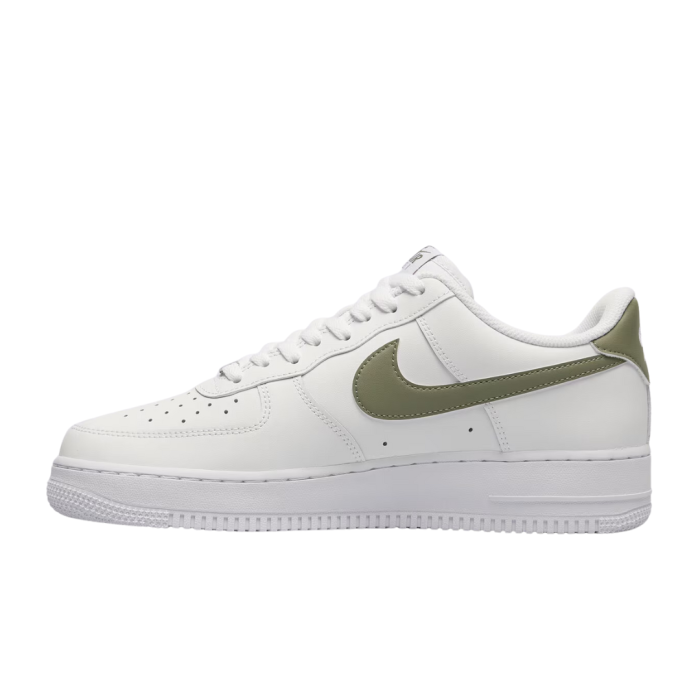 AIR FORCE 1 `07 ESS FJ4146-116 [2]