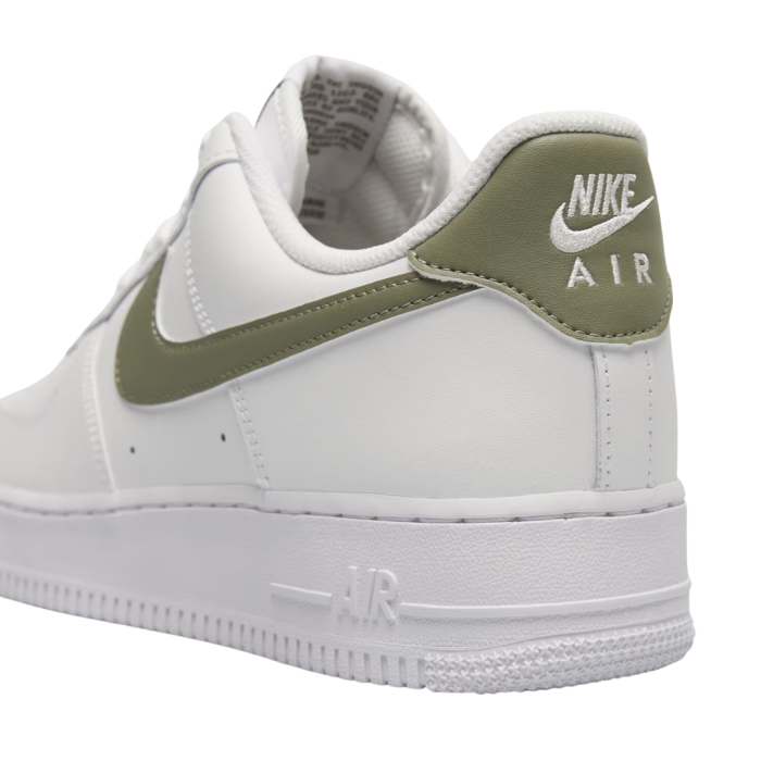 AIR FORCE 1 `07 ESS FJ4146-116 [7]