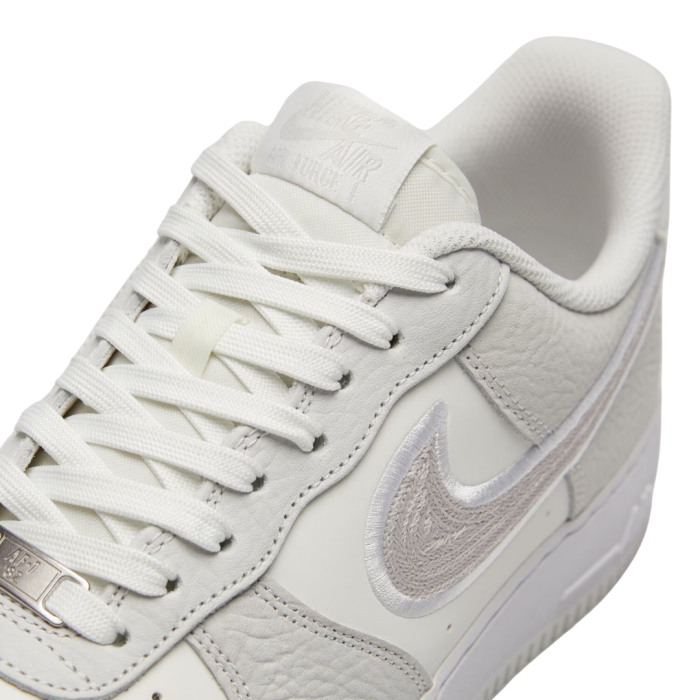 AIR FORCE 1 `07 LV8 ESS+ IB6842-100 [3]