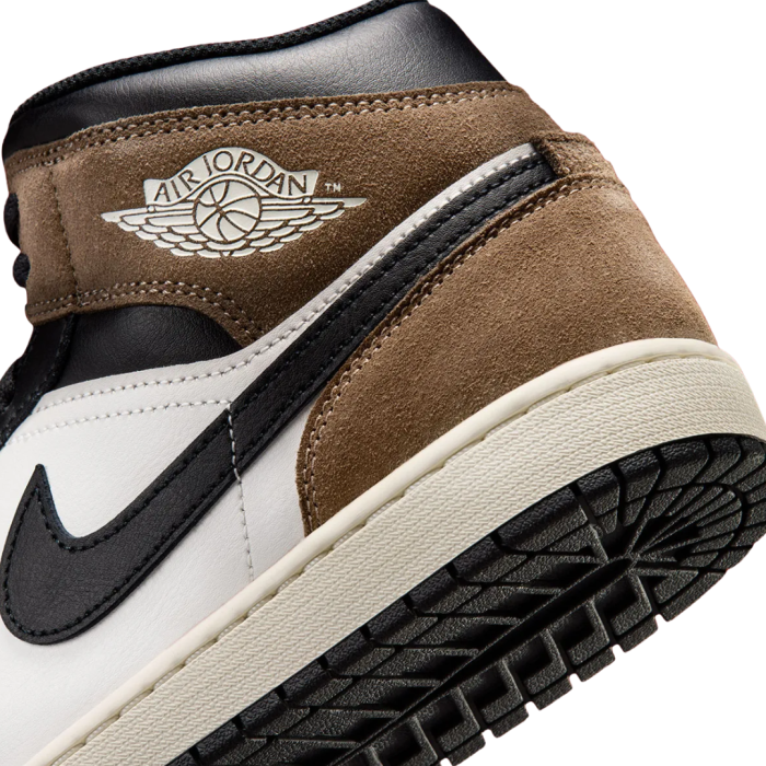 AIR JORDAN 1 MID DQ8426-007 [7]