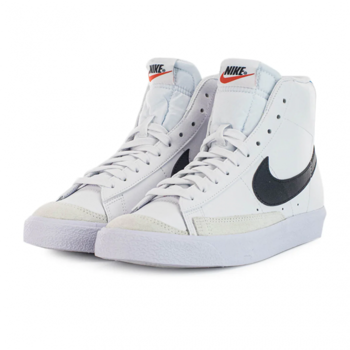 Nike Blazer Mid `77 BG [2]