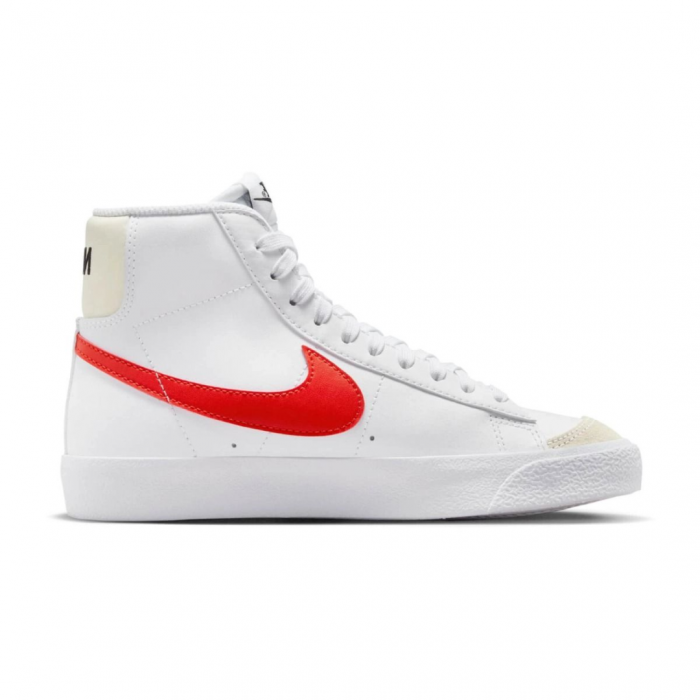 Blazer Mid  77 BG DA4086-110