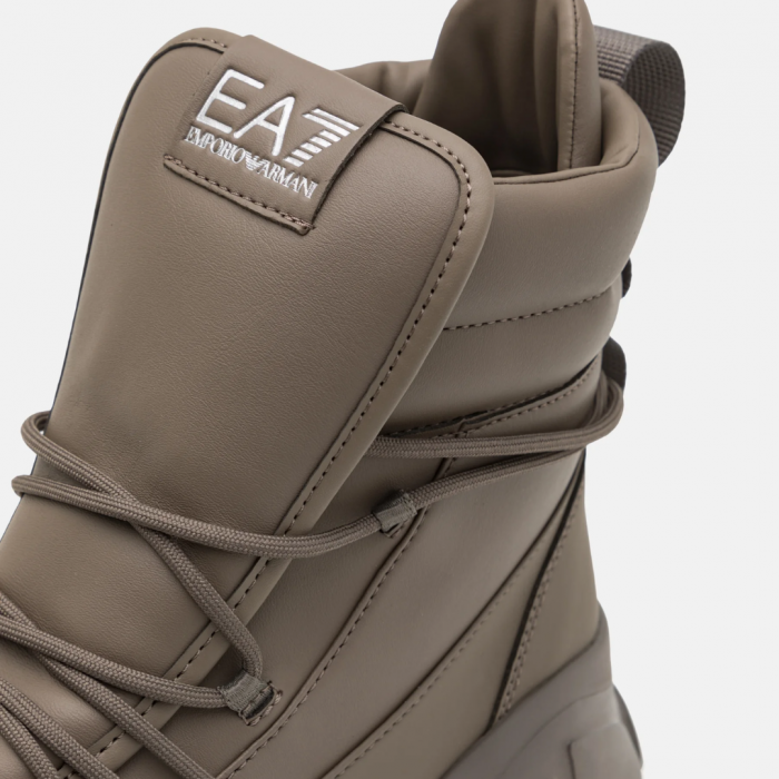 BOOT FLAKES [5]