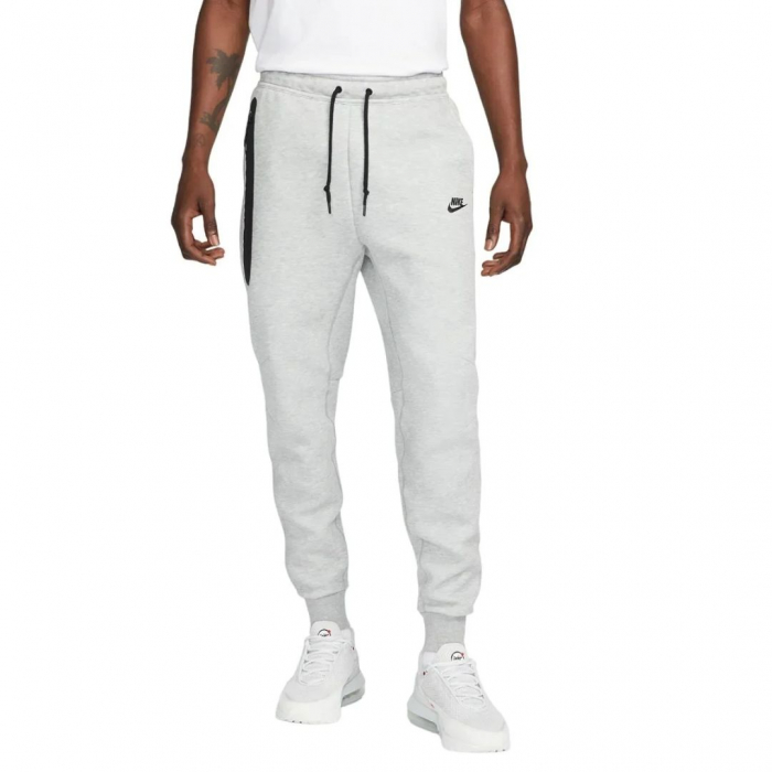 M Pantaloni Nike Tech Fleece JGGR