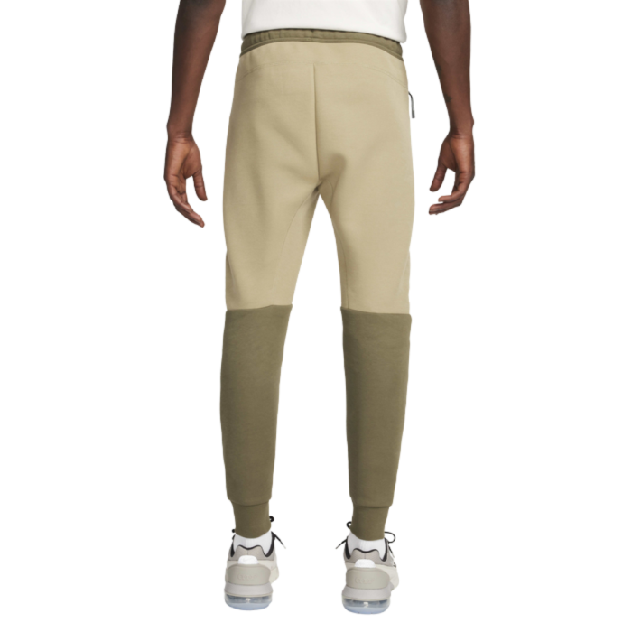 M NK TCH FLC JGGR FB8002-276 [8]