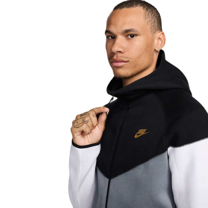 M NK TCH FLEECE FZ WR HOODIE FZ4709-011 [3]