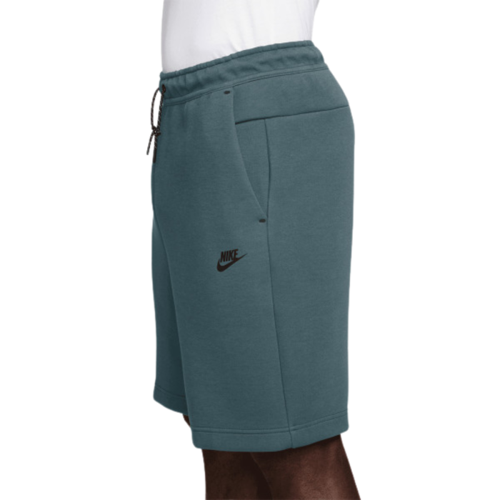 M NK TECH FLC SHORT IM0693-382 [2]