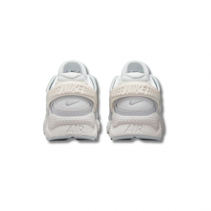 NIKE AIR HUARACHE RUNNER [5]