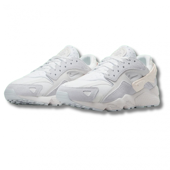 NIKE AIR HUARACHE RUNNER [3]