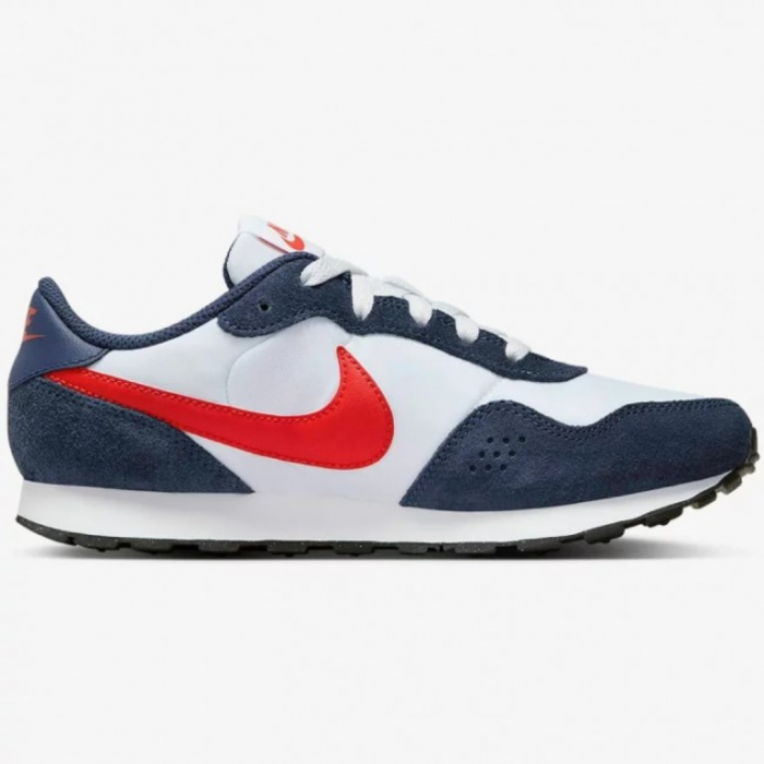 NIKE MD VALIANT BG