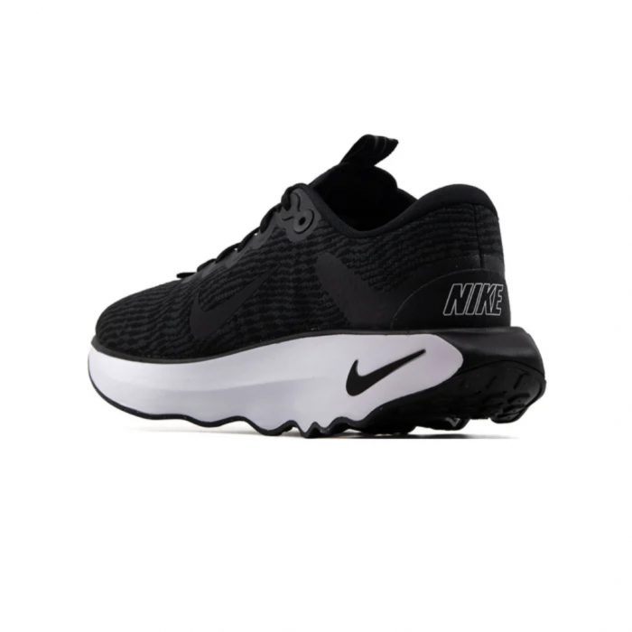 NIKE MOTIVA DV1237-001 [4]