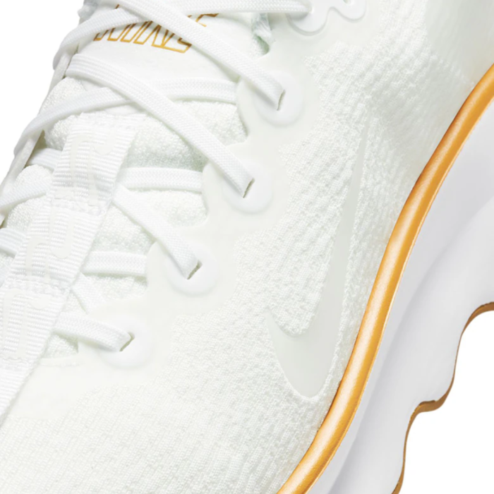 NIKE MOTIVA DV1237-104 [4]