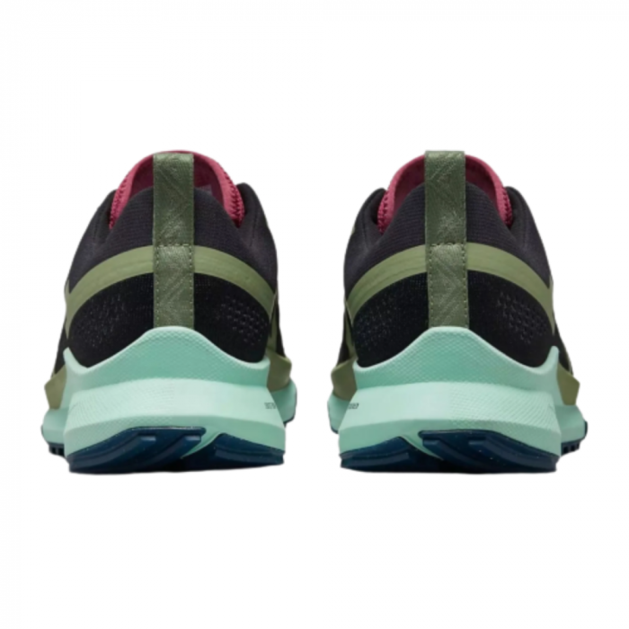 Nike React Pegasus Trail 4 [2]