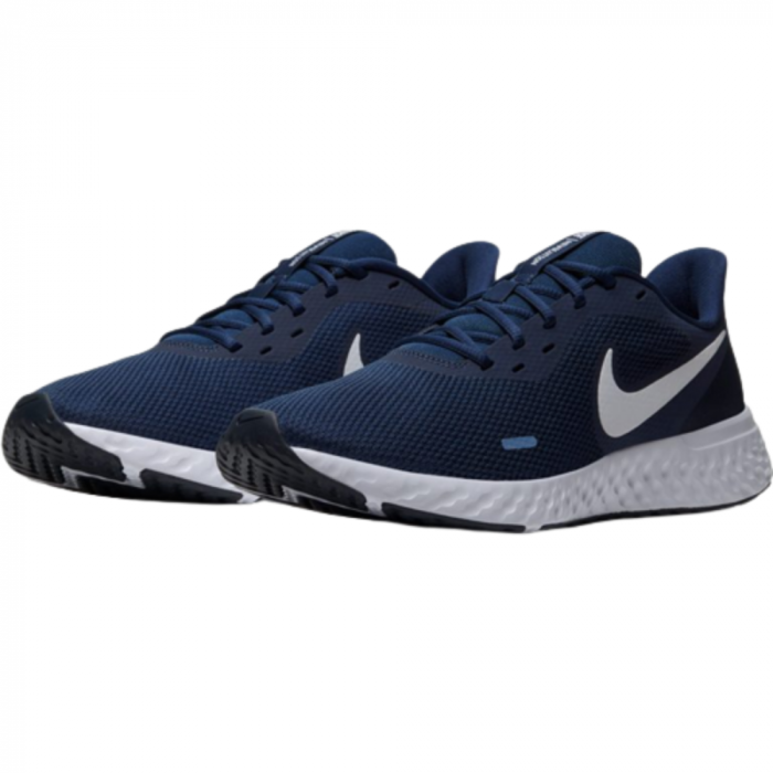 Nike Revolution 5 [3]