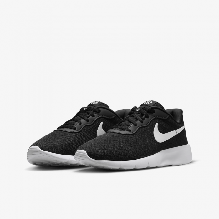 NIKE TANJUN GO BG [5]