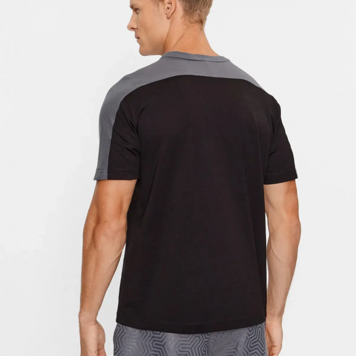 T-Shirt [2]
