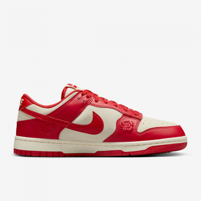 W NIKE DUNK LOW SE TRND HF1986-100