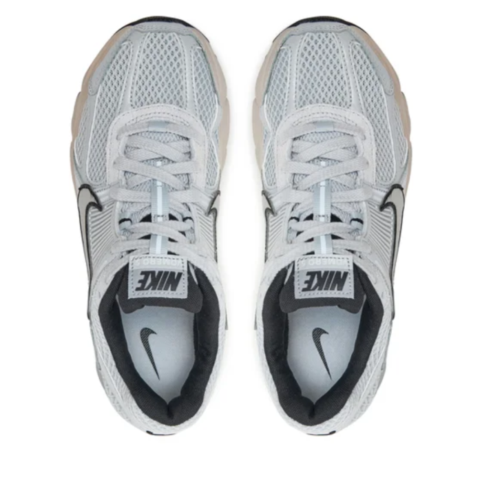 W NIKE ZOOM VOMERO 5 C.O.R. FN6742-002 [4]