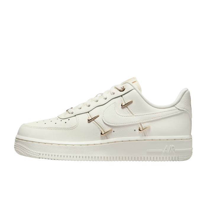 WMNS AIR FORCE 1 `07 LX FV3654-111 [2]