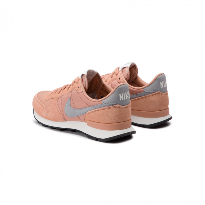 WMNS Internationalist [3]