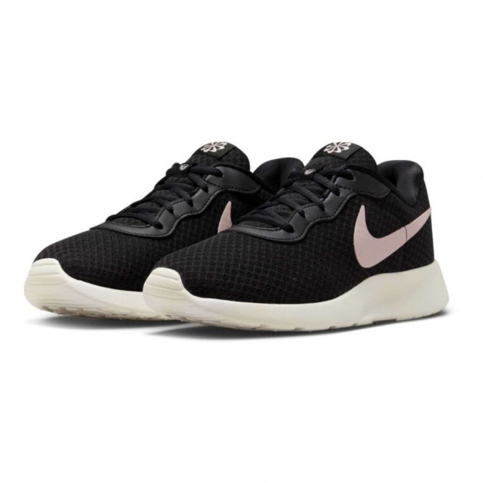 WMNS Nike Tanjun Flyease [3]