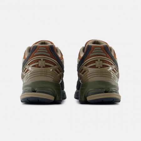 1906R - FOOTWEAR CLASSICS [3]