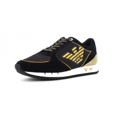 Black&White Woman [3]