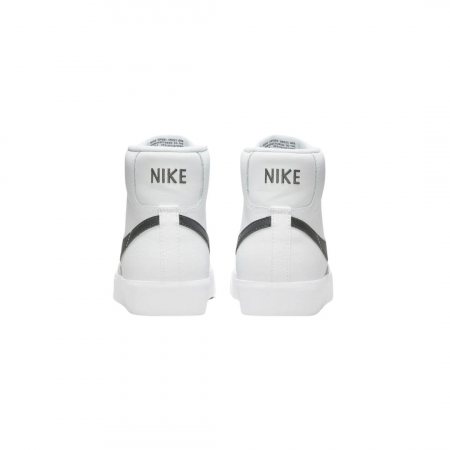 NIKE BLAZER MID `77 (GS) [3]