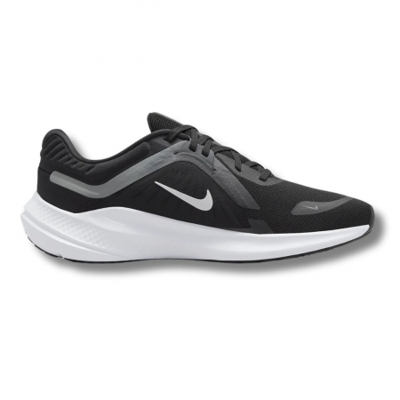 Pantofi sport - Nike Quest 5