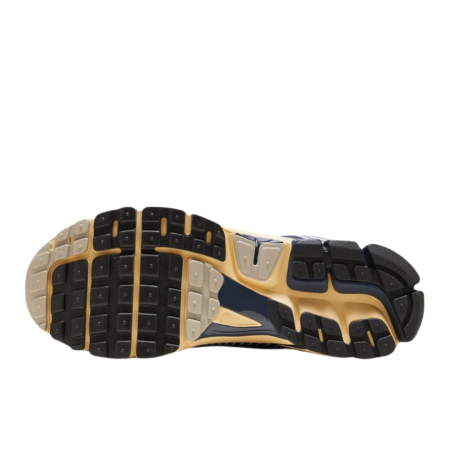 NIKE ZOOM VOMERO 5 NCPS HF4259-100 [4]