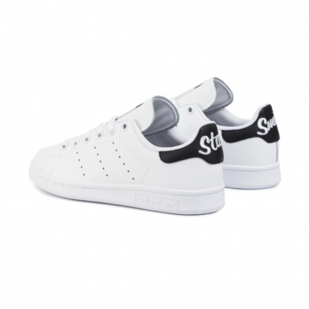 Stan Smith J [1]