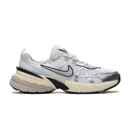 Promoții - W NIKE RUNTEKK NN