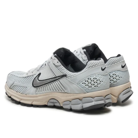 W NIKE ZOOM VOMERO 5 C.O.R. FN6742-002 [4]