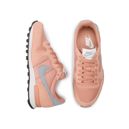 WMNS Internationalist [3]